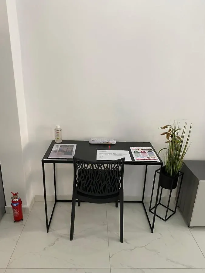 Seaside Apartment In Gzira